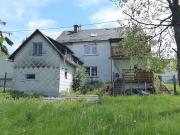 Überschaubares Zweifamilienhaus in ländlicher Lage...