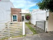 Ubicación céntrica: Casa con 2 baños y 3 Recámaras cerca...