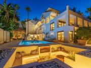 Ubicada en el prestigioso enclave de Nueva Andalucía, a...