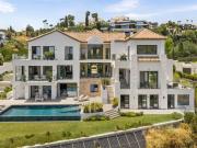 Ubicada en el prestigioso Los Flamingos Golf Resort,...