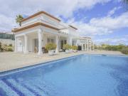 Ubicada en el tranquilo barrio de Pinosol, esta lujosa...