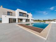 Ubicada en La Marina del Pinet Elche, sur de Alicante,...