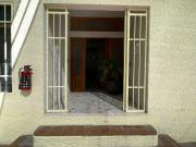 UBICADISIMO CENTRICO AV UNIV. AMUEBLADO COCINETA BAÑO...