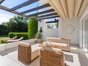 Ubicado en la prestigiosa comunidad verde de Nueva...