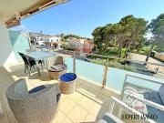 Ubicado en la última planta de una residencia reciente...