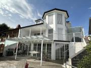 UFERPARZELLE – Großzügiges Seehaus mit Gästewohnung &...