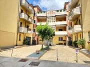 LOCALI COMMERCIALI E APPARTAMENTI NUOVI IN VIA...