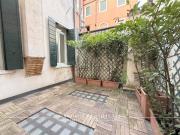 Ufficio in affitto di 100 m² in Fondamenta Narisi, 3565