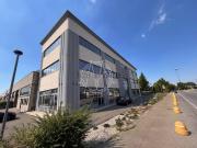 Ufficio in affitto di 1200 m²