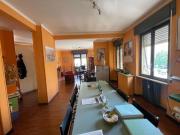 Ufficio in affitto di 130 m² in Via Carlo III di Savoia, 2