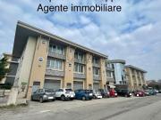 Ufficio in affitto di 131 m² in Via Gioberti, 128