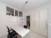 Ufficio in affitto di 135 m² in Via Matteo da Campione, 11