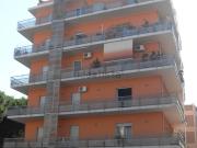 Ufficio in affitto di 14 m² in Via Sbarre Inferiori, 379