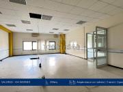 Ufficio in affitto di 200 m²