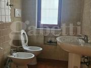 Ufficio in affitto di 211 m² in Via Dante, 39