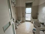 Ufficio in affitto di 220 m²