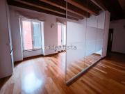 Ufficio in affitto di 311 m² in Via San Salvatore Corte...