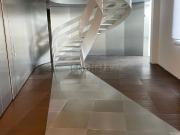 Ufficio in affitto di 350 m² in Viale Porta Adige, 1