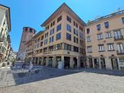 Ufficio in affitto di 380 m² in Piazza Antonio Belloni