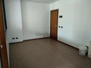 Ufficio in affitto di 80 m² in Via Emilia All&apos Ospizio