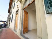 Ufficio in vendita a Lastra A Signa