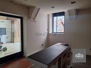 Ufficio in vendita di 110 m² in Via Santa Maria