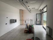 Ufficio in vendita di 116 m² in Via Martiri del Lavoro, 5