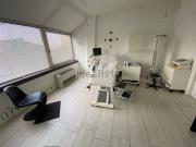 Ufficio in vendita di 135 m² in Via Pietro Giardini