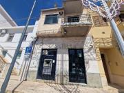 Ufficio in vendita di 177 m² in Via Scuola