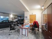 Ufficio in vendita di 240 m² in Via Gianbattista Moroni, 244