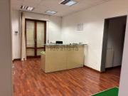 Ufficio in vendita di 240 m² in Via Ponte Ferroviario, 17