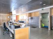 Ufficio in vendita di 446 m² in Via Roma