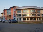 Ufficio in vendita di 600 m² in Via Alfredo Veroni