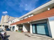 Ufficio in vendita di 62 m² in Via dei Piceni, 41