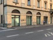 Ufficio in vendita di 680 m² in Via VERDI