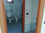 Ufficio in vendita di 80 m² in Via Umberto Saba, 40