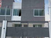 ÚLTIMA CASA EN VENTA EN ARBOLEDAS DE LOMA BELLA EXELENTE...