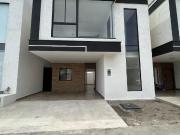 Ultimas Casas en Urbanización Privada de 3 Dormitorios...