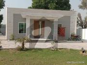 Ultimate Comfort Awaits: 3 Kanal Resort Style Fully...