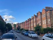 Ultimate Lifestyle! Large 1 double bed flat in South...