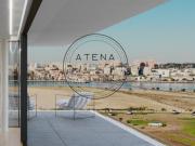 Ultimo piso T3 com varanda de 137 m2 beira oceano e...