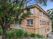 Ultra Convenient North Facing Apartment