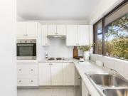 Ultra convenient & Spacious 2 Bedroom Apartment Modern...