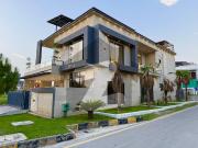 Ultra Modern 14 Marla Corner House for Sale in C Block,...