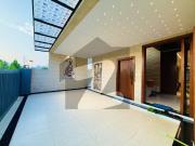 Ultra Modern 14 Marla Corner House for Sale in C Block,...