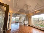 Ultra Modern 1 Kanal Bungalow For Sale In DHA Phase 7 5...