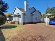 ultra modern 3 bedroom house in parkrand
