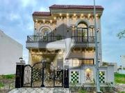 Ultra Modern 5 Marla Designer House For Sale In DHA 9...