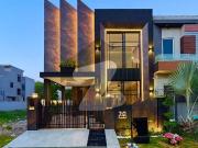 Ultra Modern 5 Marla Near to Park & Market Reasonable... Ultra Modern 5 Marla Near to Park & Market Reasonable...