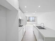 Ultra Modern & Oversized Apartment in the Heart of Rosebery